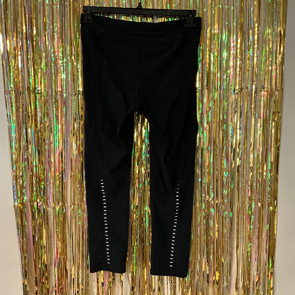 Compression leggings, Underarmour heat gear , sz l _ ladies